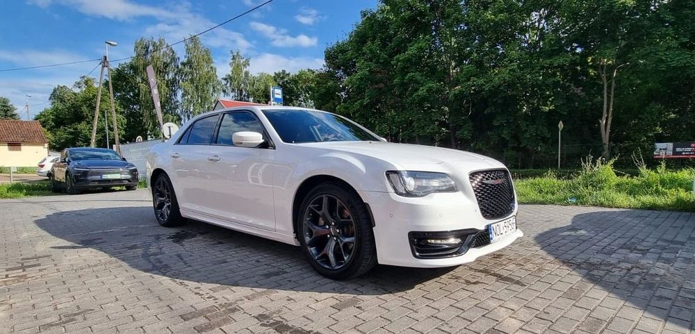 Chrysler 300s Chrysler 300S 5.7 HEMI V8 – 410 KM | LPG BRC | 70 000 km