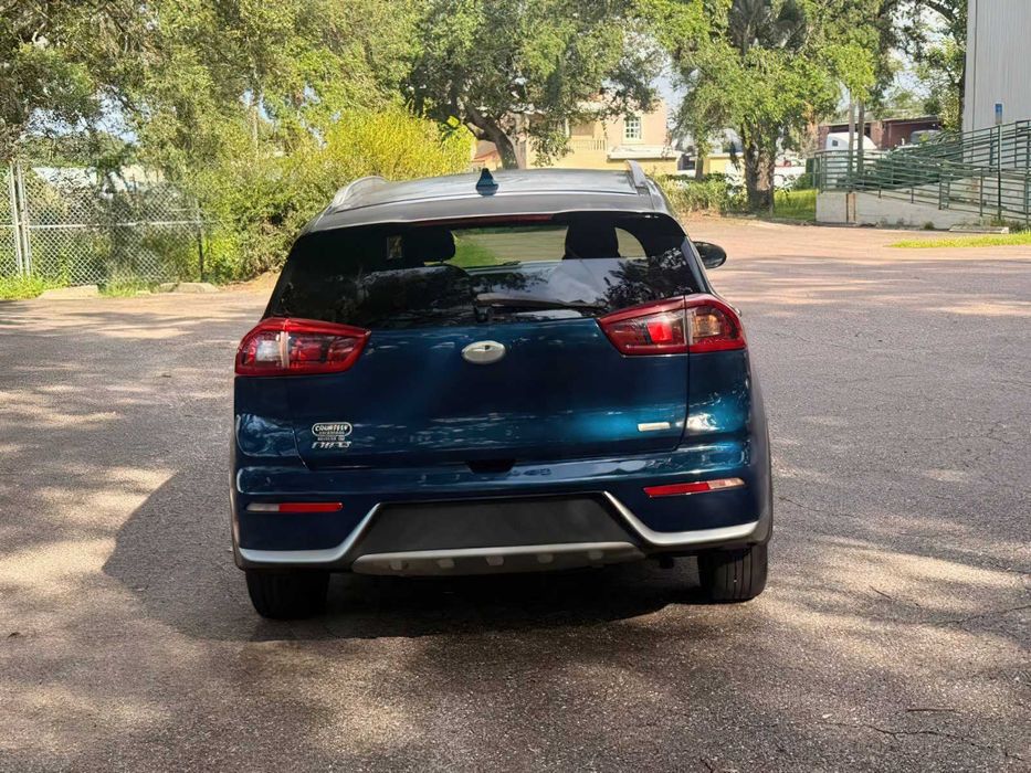 Kia Niro      2018