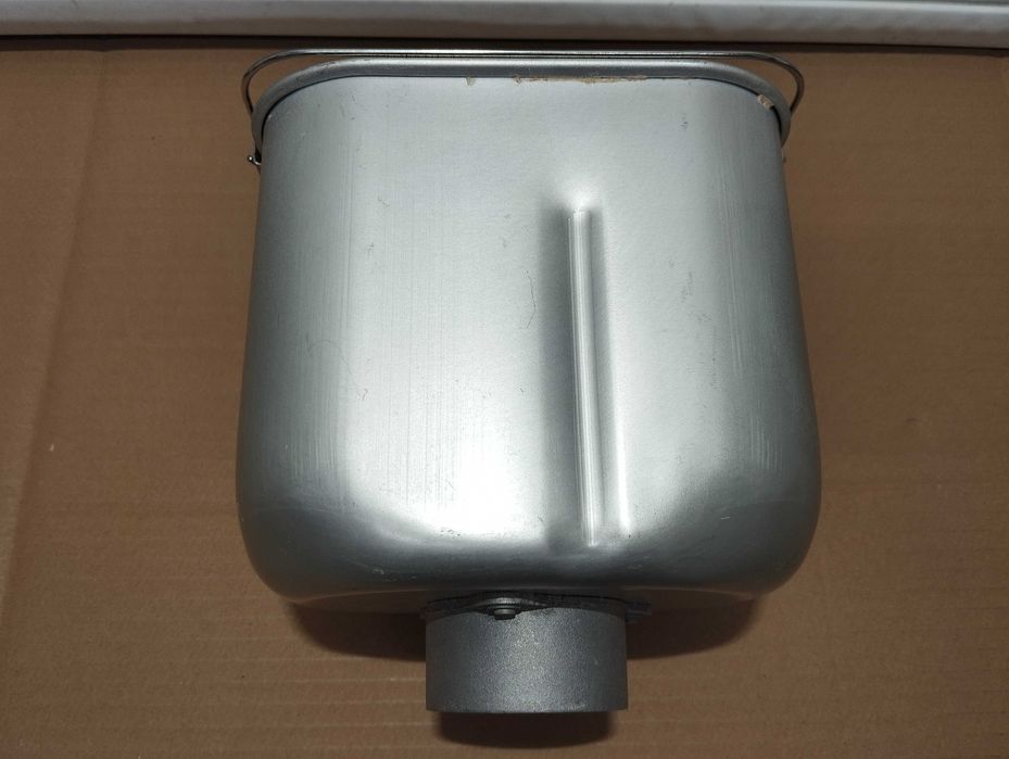 Cuba máquina de fazer pão  com a Pá