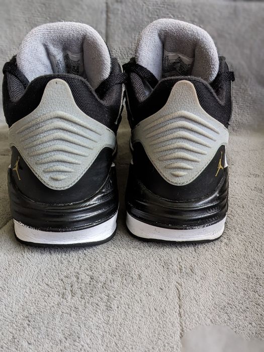 Кросівки Nike Air Jordan Max Aura 5 p.43