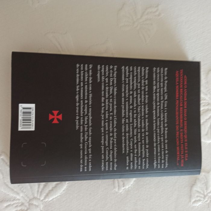 "A templária" de Maria João Fialho Gouveia