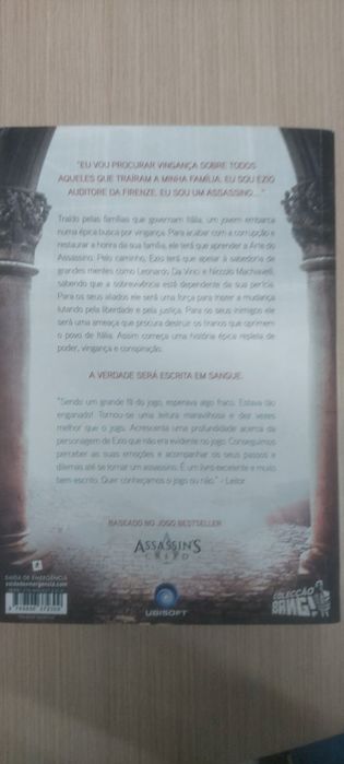 Vendo livro Assassins Creed - Renascença