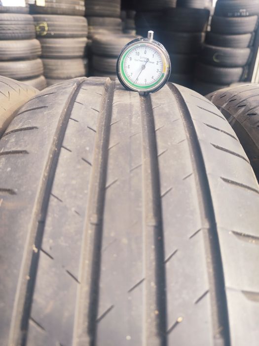 Opony letnie Bridgestone Turanza T005 235/50/19 103T Dot 2722 BDB stan