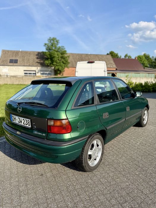Piekna Astra F, 100% oryginał