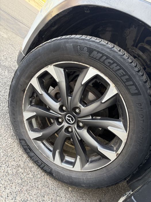 Мазда СХ-5 2015 року