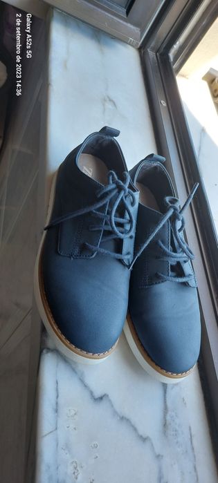 Sapato ZARA Criança N° 34 Novo Entrego em Alfragide