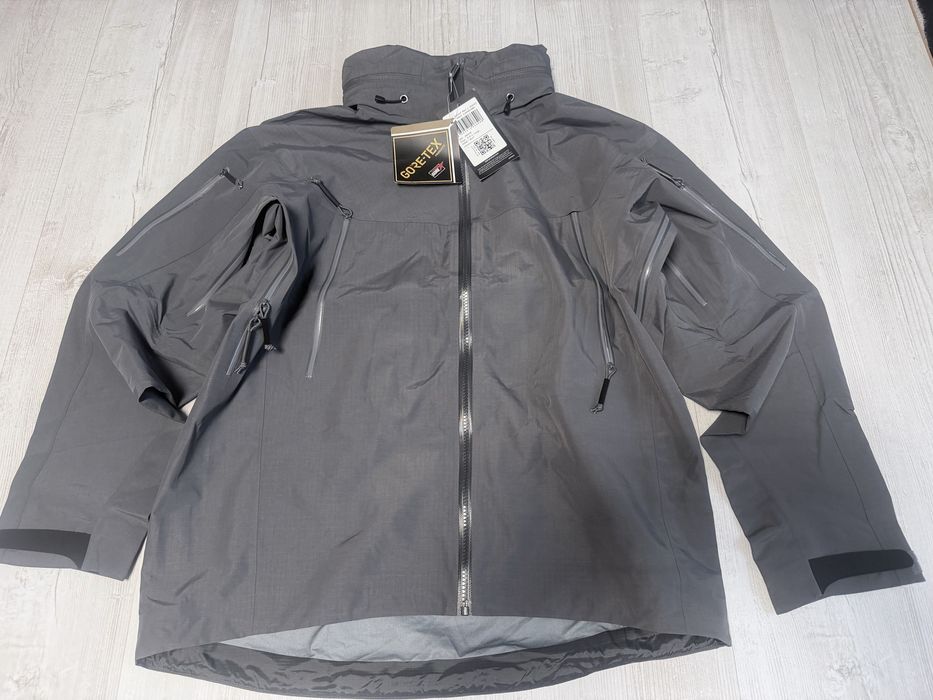 Куртка Arc'teryx LEAF Alpha LT Jacket Gen 2