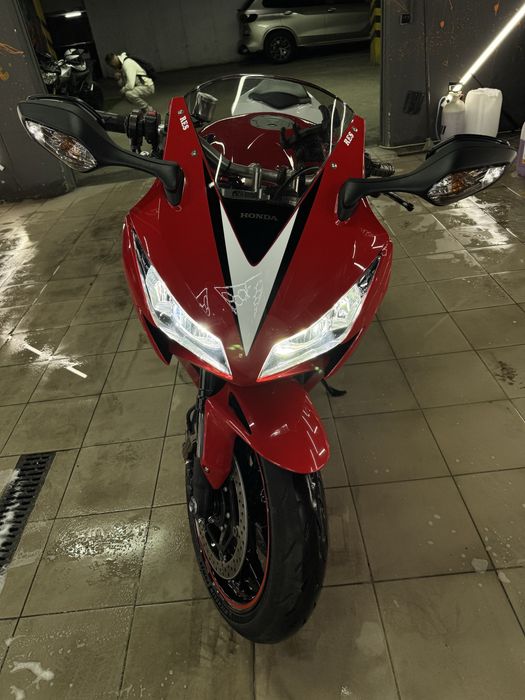 Honda SBR 1000 RR  ABS