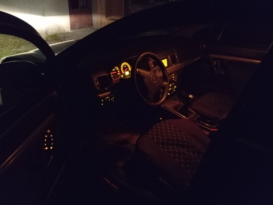 Продам автомобіль Опель Вектра С