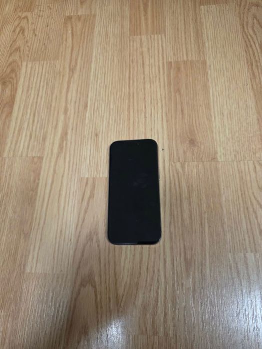 iPhone 16pro używany na gwarancji do 07.26 stan jak nowy, bateria 100%