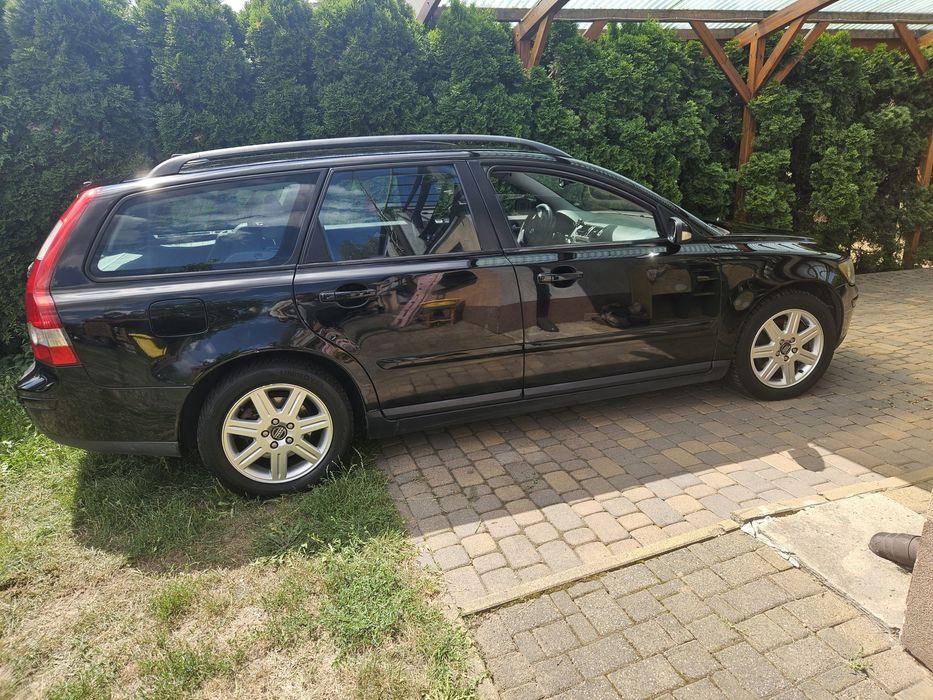 Śliczne Volvo V50 2,0 2004r