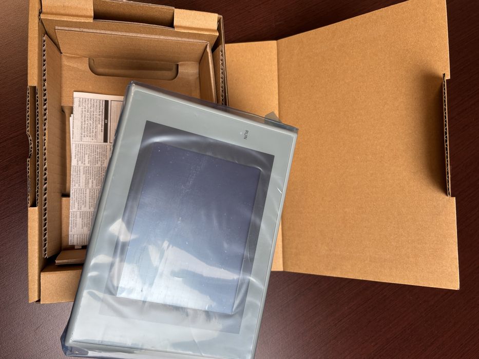 Panel Omron NS5-SQ11-V2