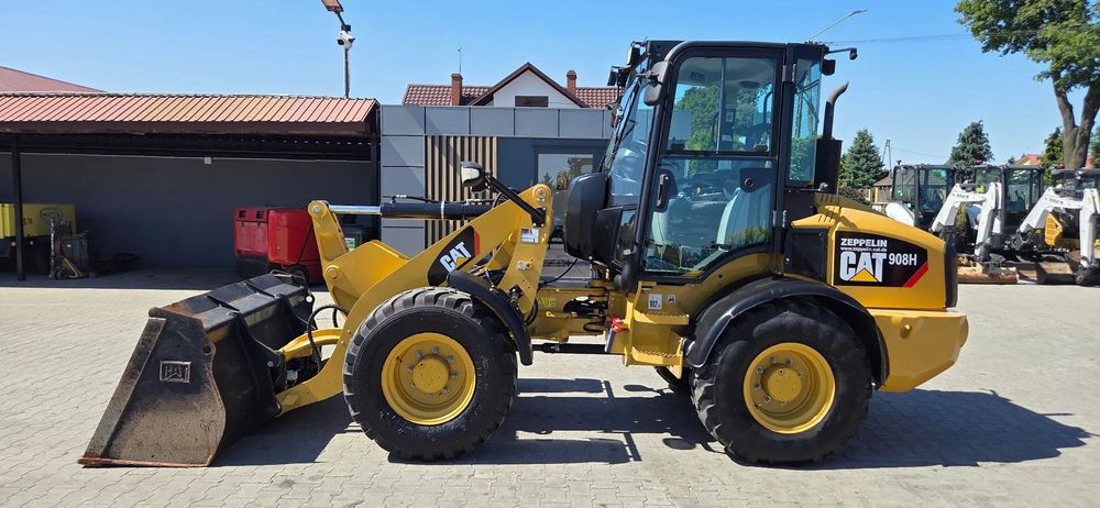 Caterpillar <<Caterpillar 908H, 2008r,opony 90%, zadbana, z Niemiec!>>  <<Caterpillar 908H, 2008r,opony 90%, zadbana, z Niemiec!>>