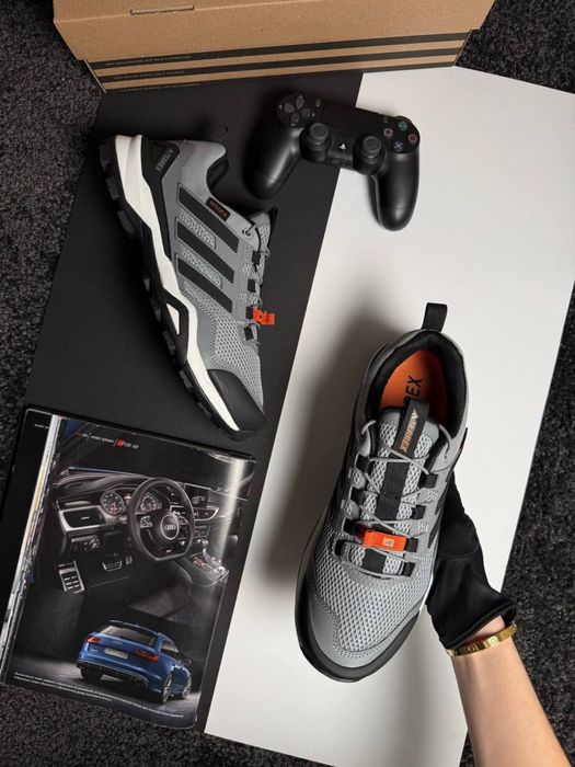 Чоловічі кросівки адідас Adidas Terrex Skychaser Light Grey Black