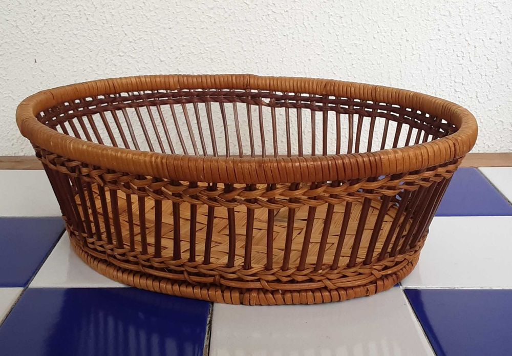 Diversos Cestos em Madeira/Palhinha/Vime - Entre 3€ e 5€!