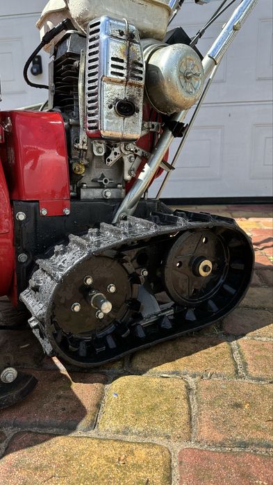 Odśnieżarka HONDA HS50 na gąsienicach