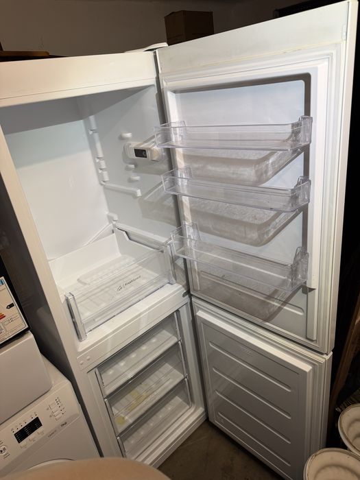Frigorifico Indesit NOVO