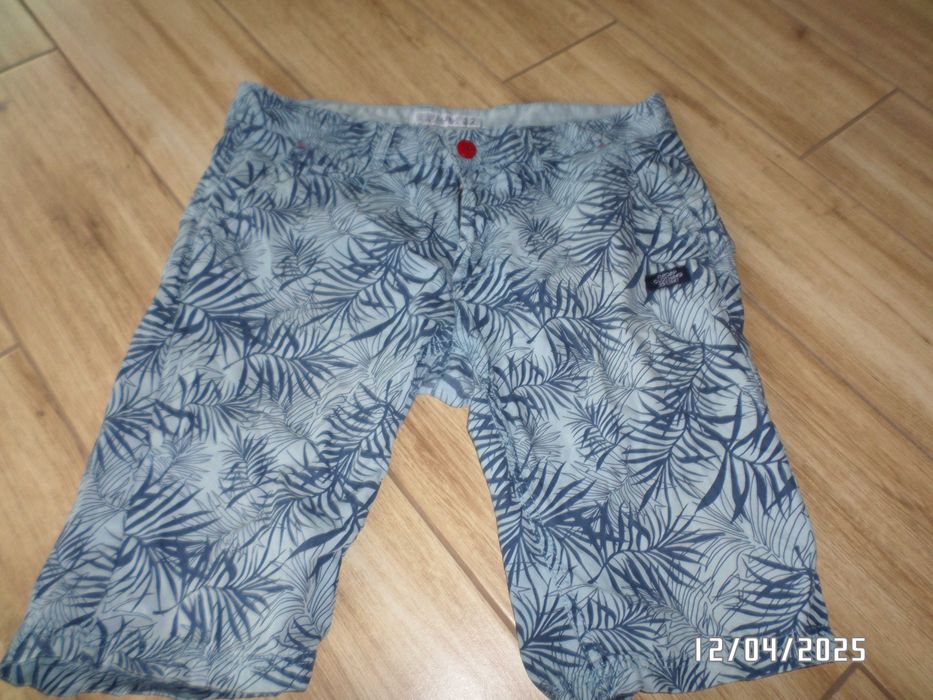 super spodenki męskie -szorty letnie-CROPP-rozm-32-L
