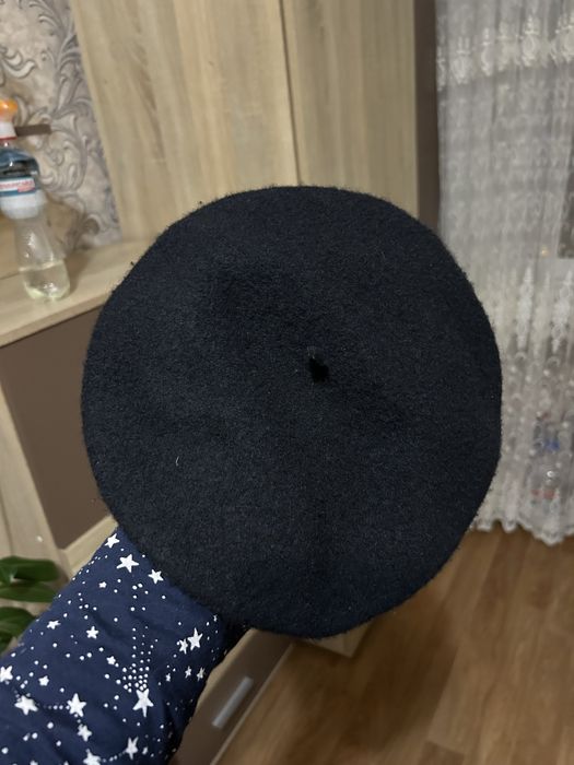 Жіночий берет Mango