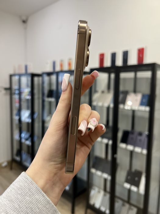 Telefon iPhone 16 PRO 256GB Złoty Apple Gwarancja iTrade