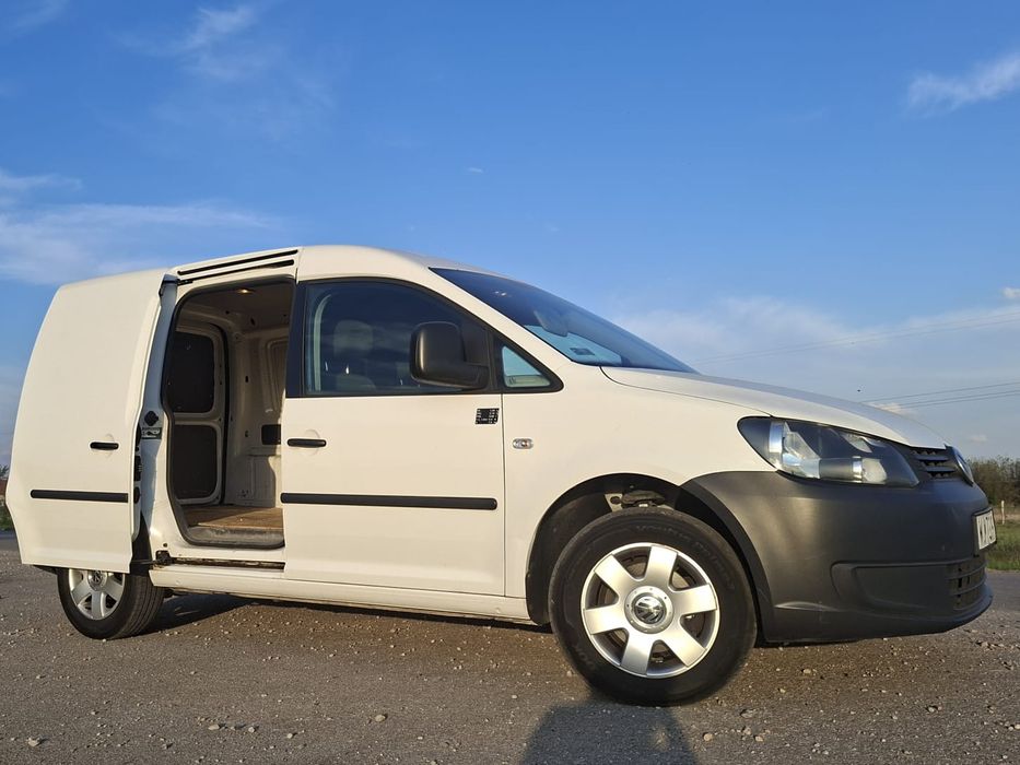 Volkswagen Caddy 1.6 tdi.