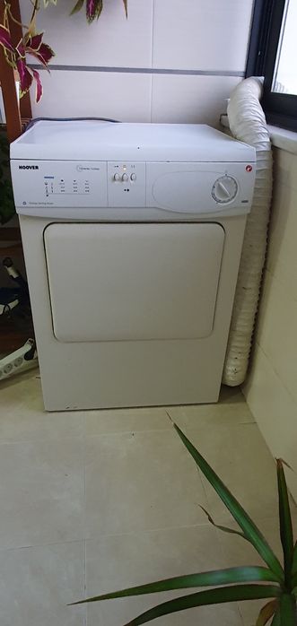 Máquina de secar roupa hoover usada