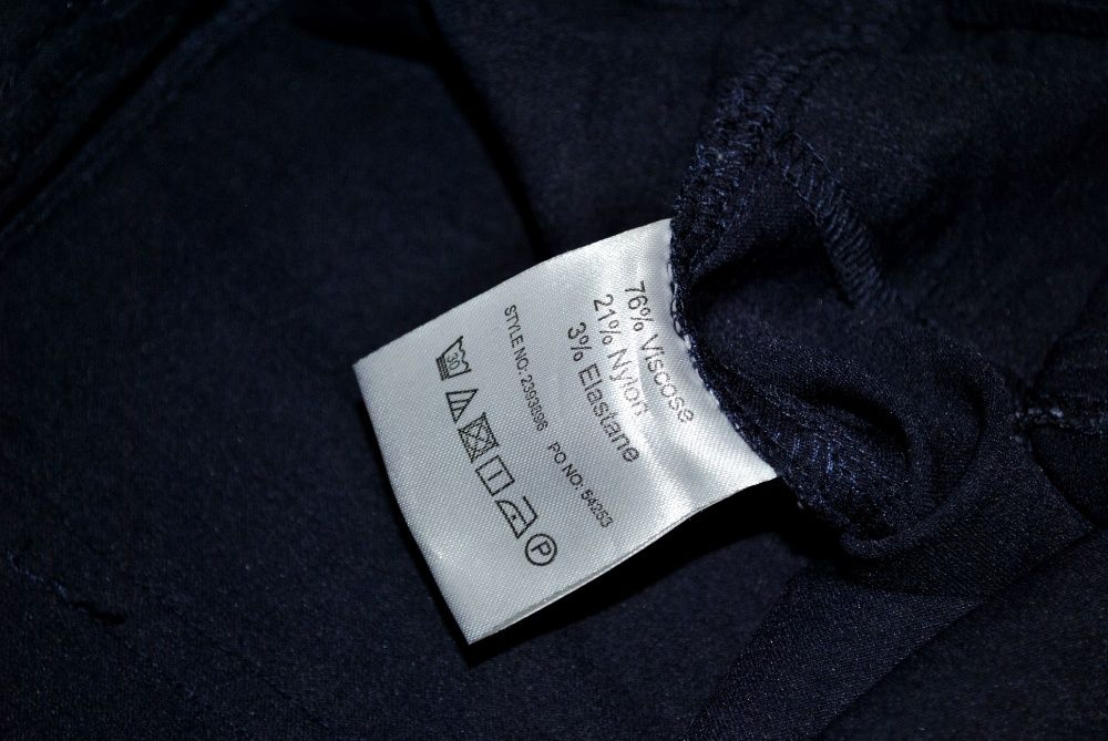 Джеггинсы высокое качество! итальянский бренд Trussardi темны XXL