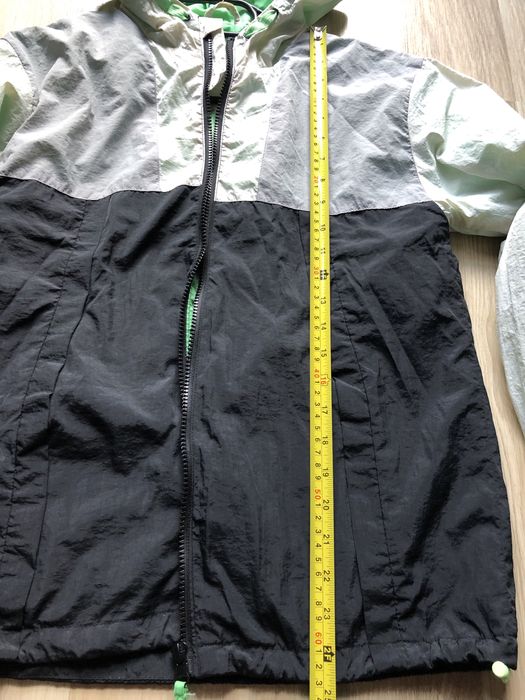 Kurtka wiatrówka chłopięca 158