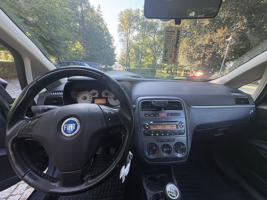 Fiat Grande Punto 1,4 16v 95km 2006r klima