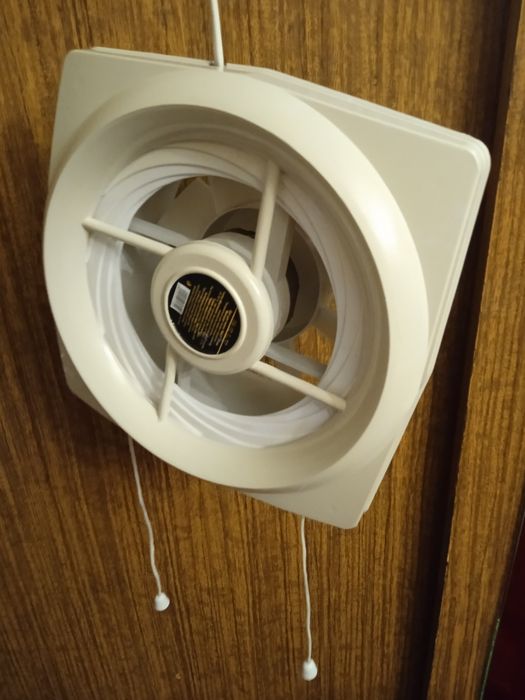 Продам вентилятор-вытежка!