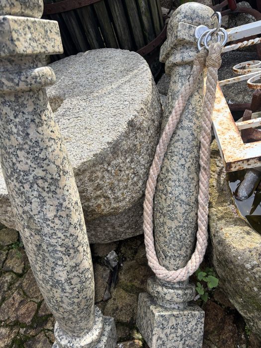 Pilares para uma entrada em marmore