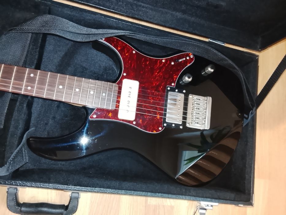 Yamaha Pacyfica 311 H