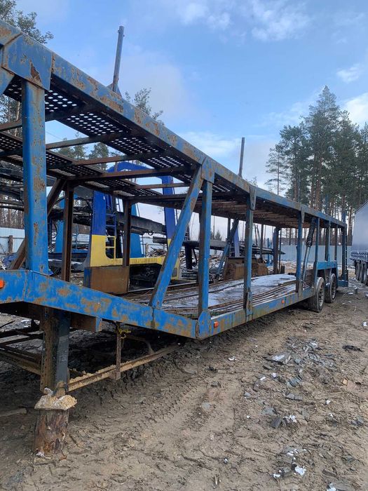 Автовоз напівпричіп