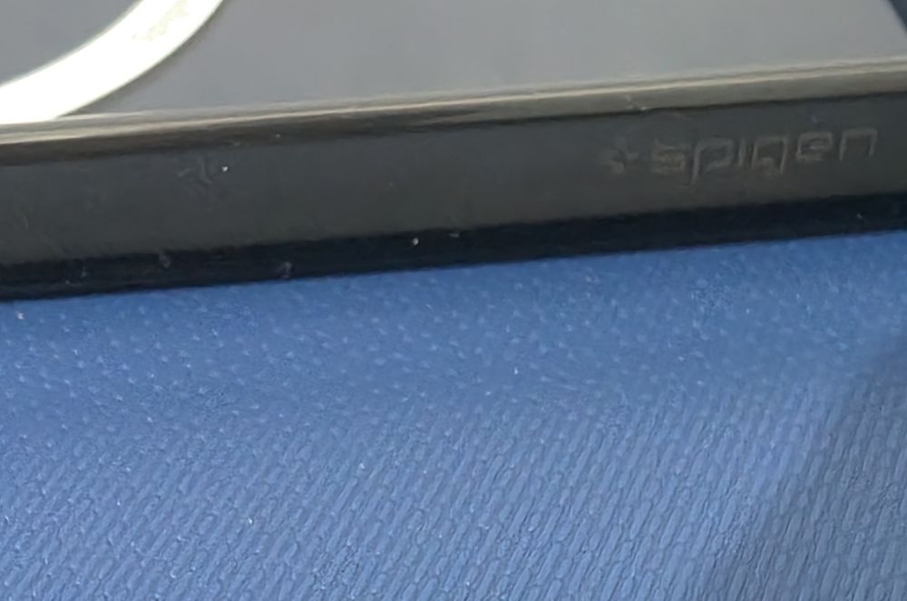 Capa Spigen Galaxy S25 Ultra Preto translúcido