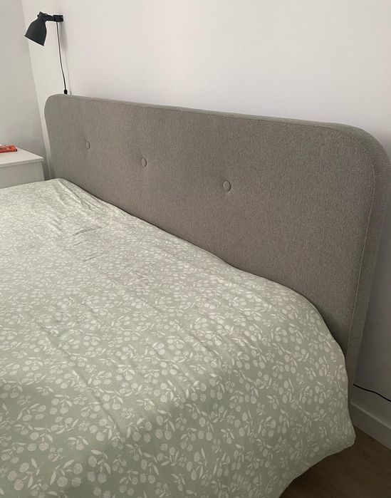 King bed - Cama 200cm - Colchão e roupa de cama incluida.