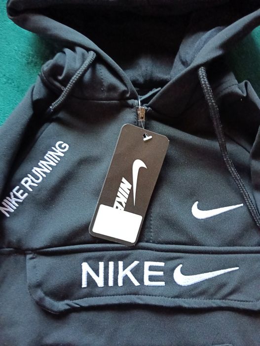 Nike bluza kangurka z kapturem 116