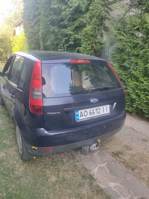 Продам Ford Fiestu ГАЗ- бензин