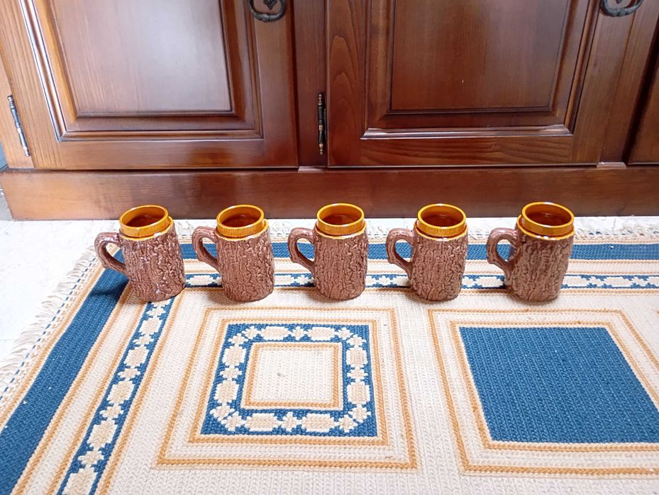 Canecas de Porcelana Vintage das Caldas da Rainha