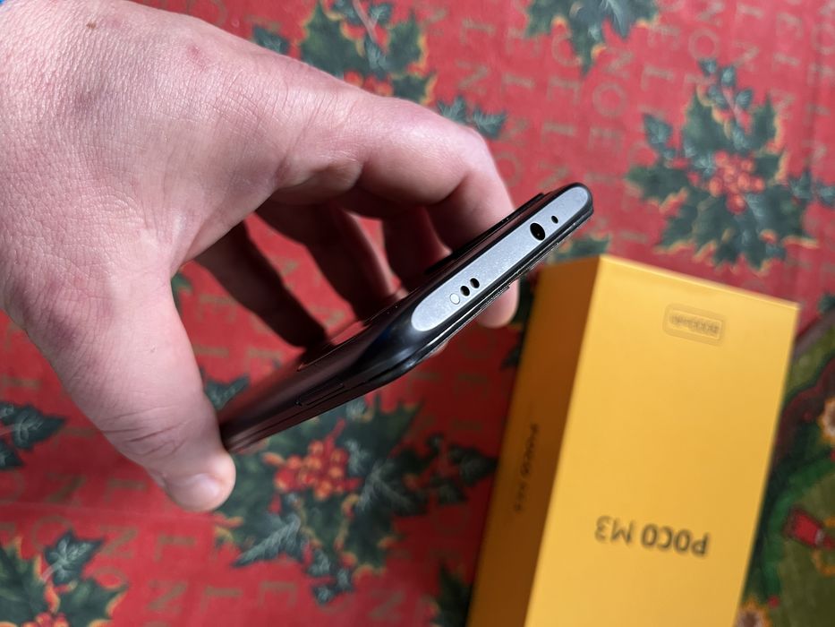 Продам телефон Poco M3