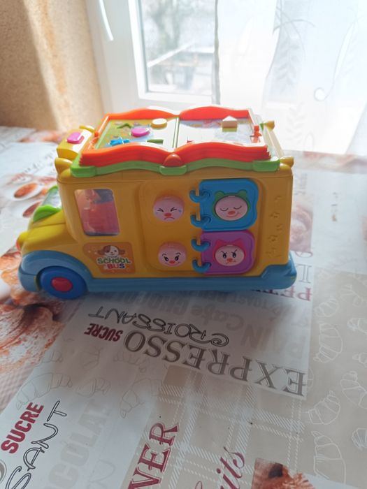 Дитячий музичний автобус
