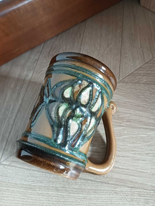 kubek z uchem ceramiczny Strehla