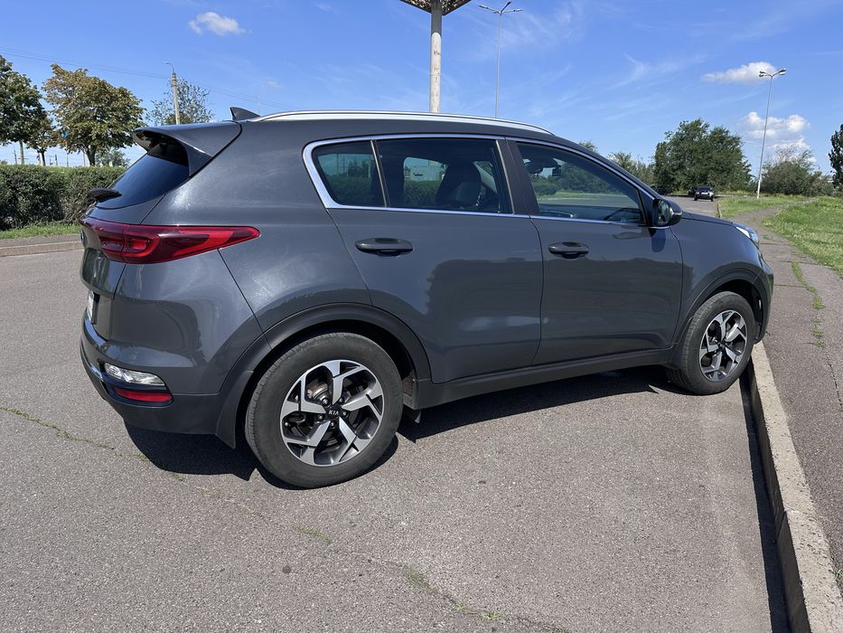 Продам KIA Sportage 2021