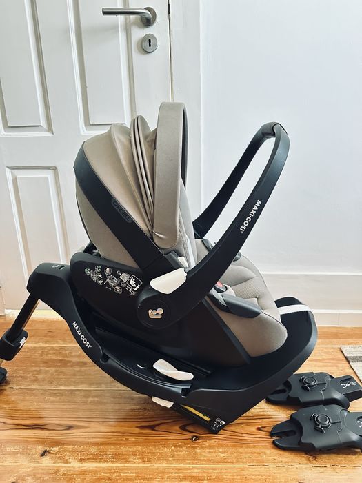 Maxi Cosi Peble 360 Pro 2 com ISOfix