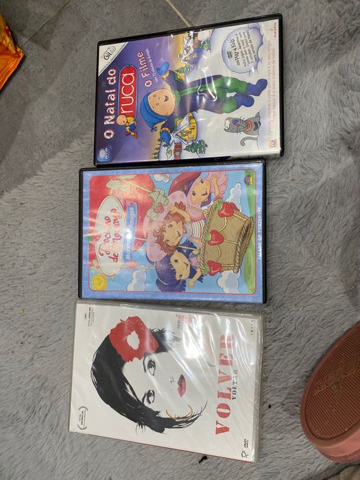 DVDs novos embalados