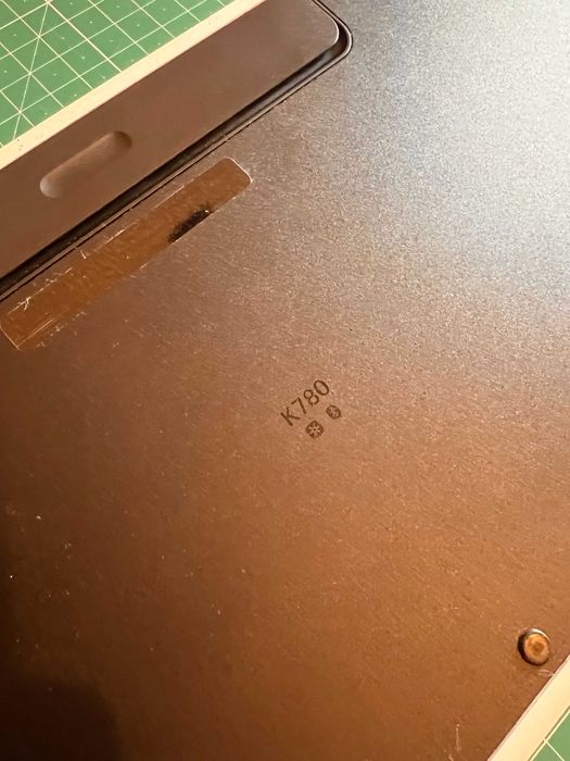 Teclado Logitech K780