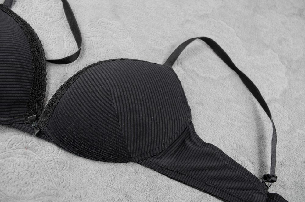 Wyprzedaż -30% --> Biustonosz 80C Censored