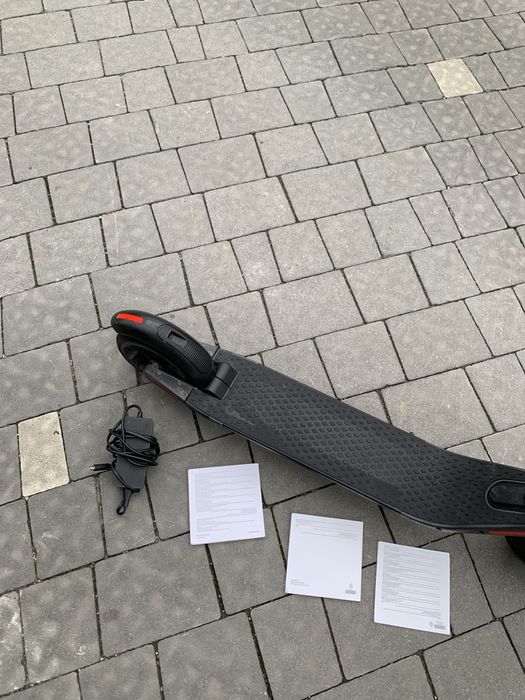 Електросамокат ninebot es4