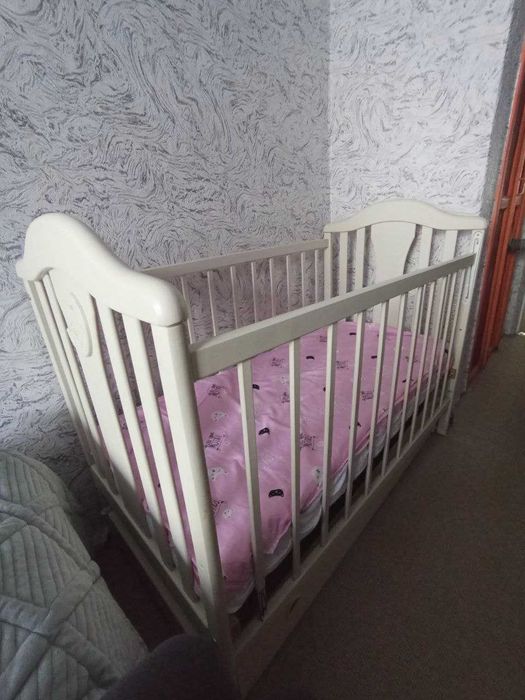 Детская кроватка. Состояние 8из10