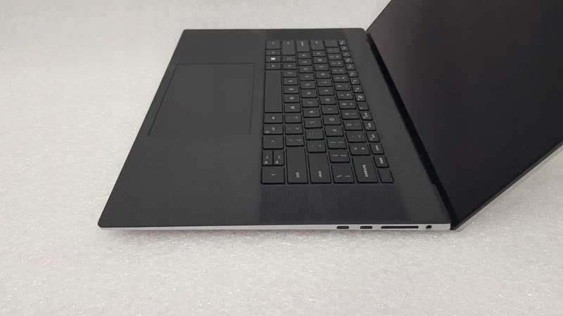 Aluminowo-magnezowy Laptop DELL Precision 5760, CPU IntelXeon + 4K Dotyk + RTXA3000 6GB + 64GB RAM !!!