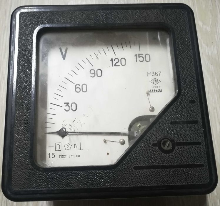 Вольтметр Большой на 150 вольт